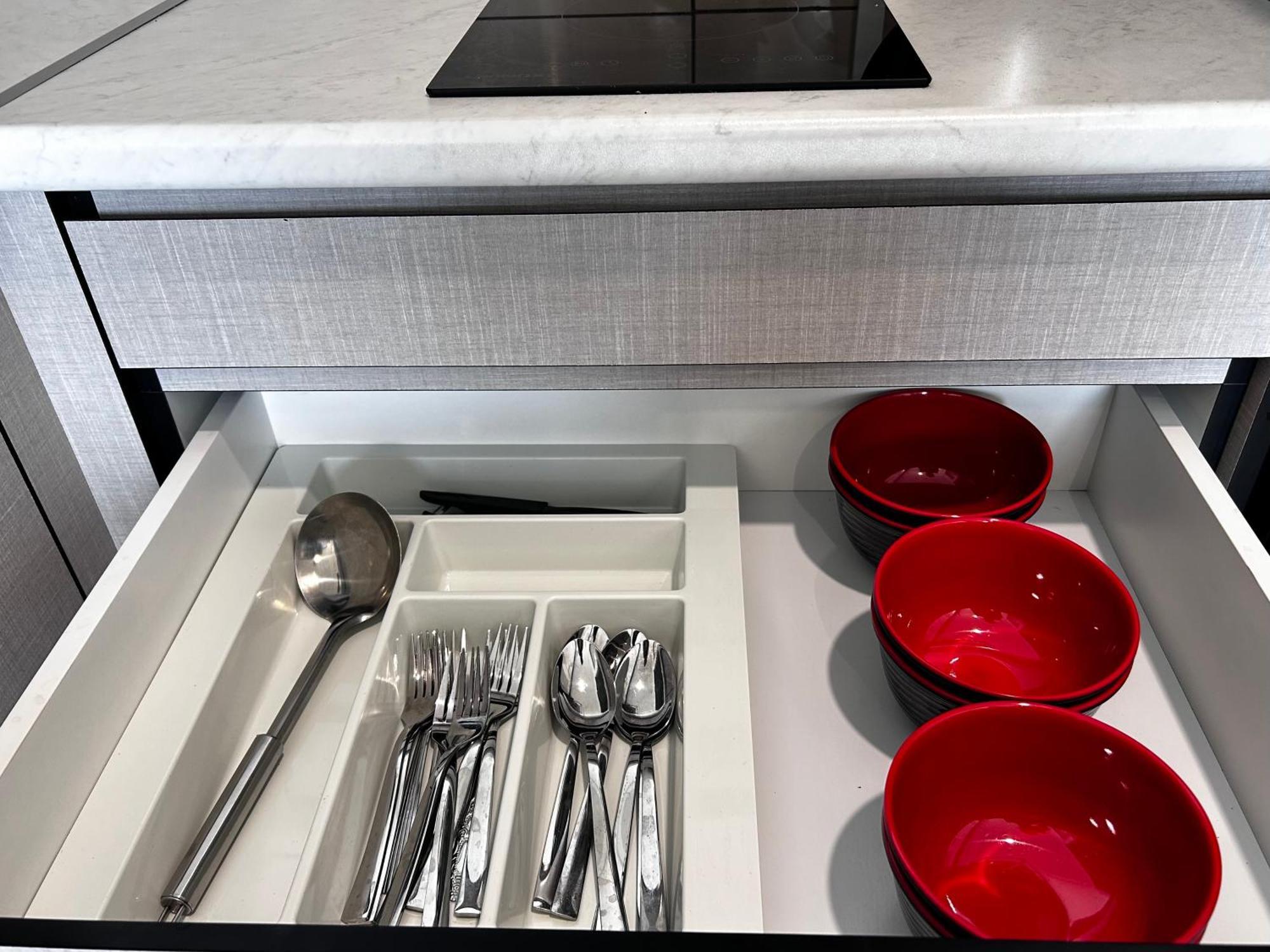Amber Cove - Luxury Design By Luxpro Management - 6~7 Pax Apartment