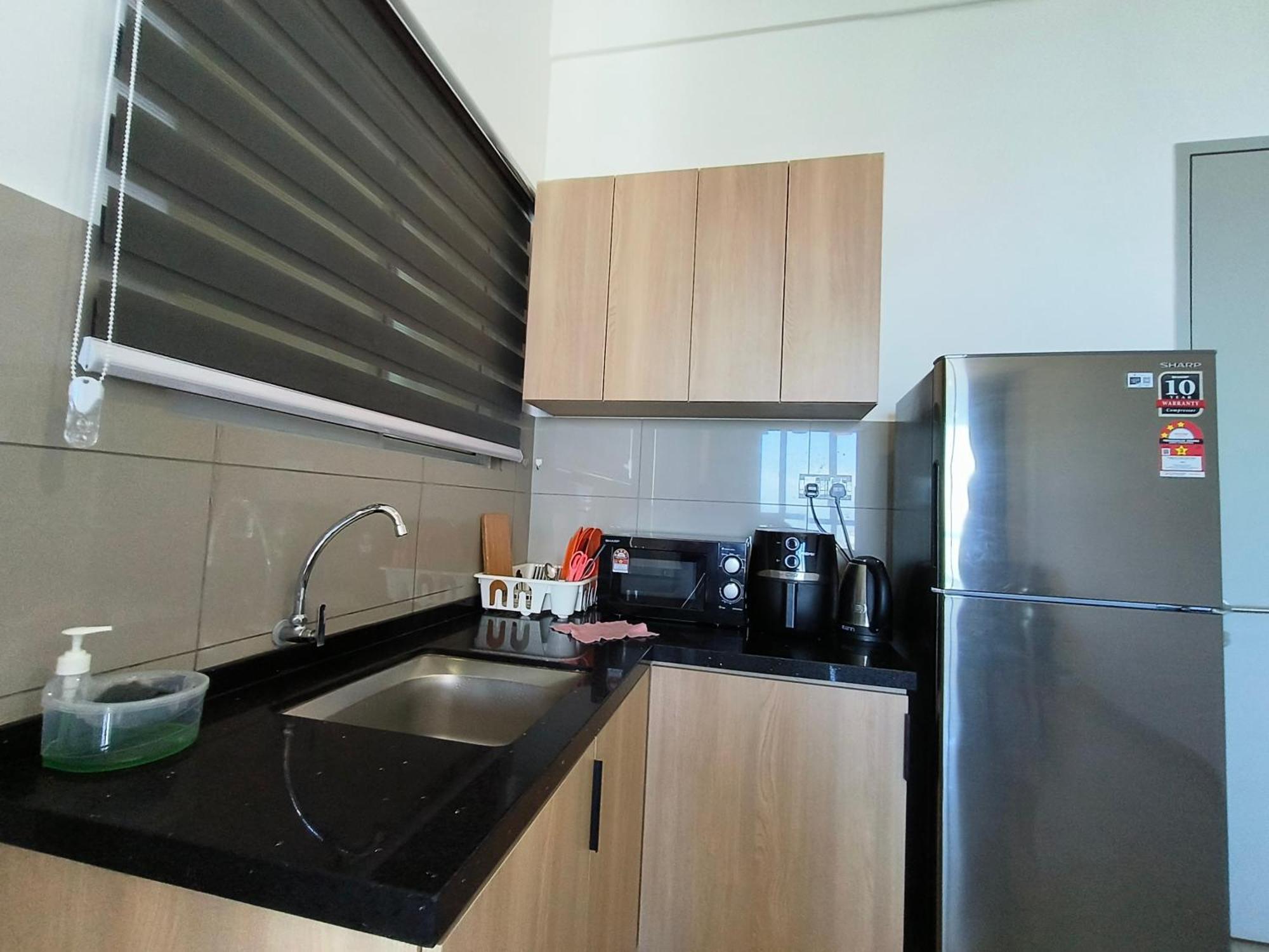 Amber Cove - Luxury Design By Luxpro Management - 6~7 Pax Apartment *